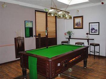 The Beaufort Arms チェルトナム エクステリア 写真